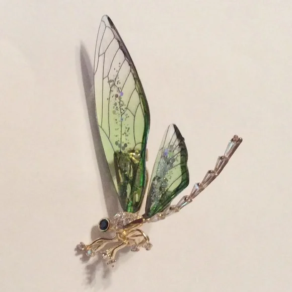 Green Dragonfly Brooch - Picture 4 of 6